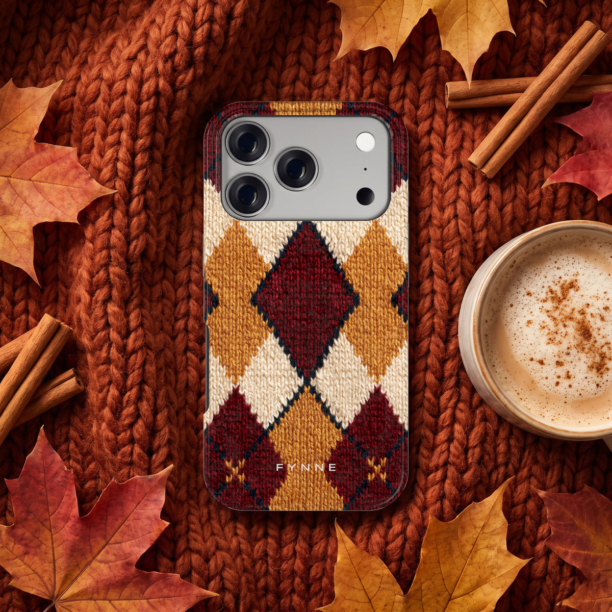 Argyle Breisel hoesje op een iPhone 17 Pro, uit The Fall Collection