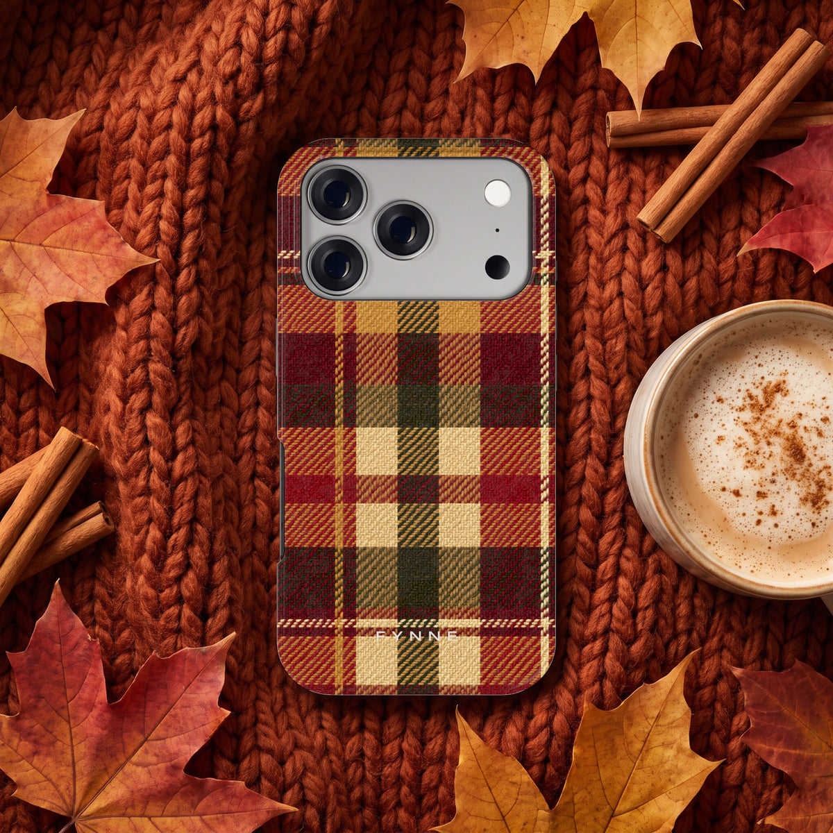 Herfst Tartan hoesje op een iPhone 17 Pro, uit The Fall Collection