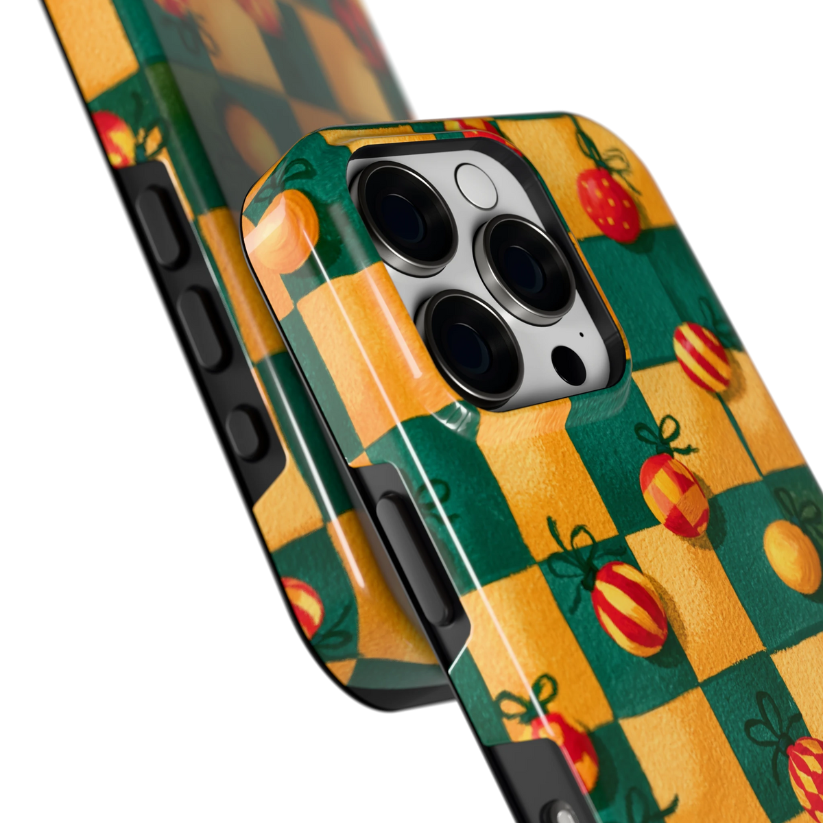 Geblokte Kerstballen hoesje voor iPhone 16 Pro, close-up