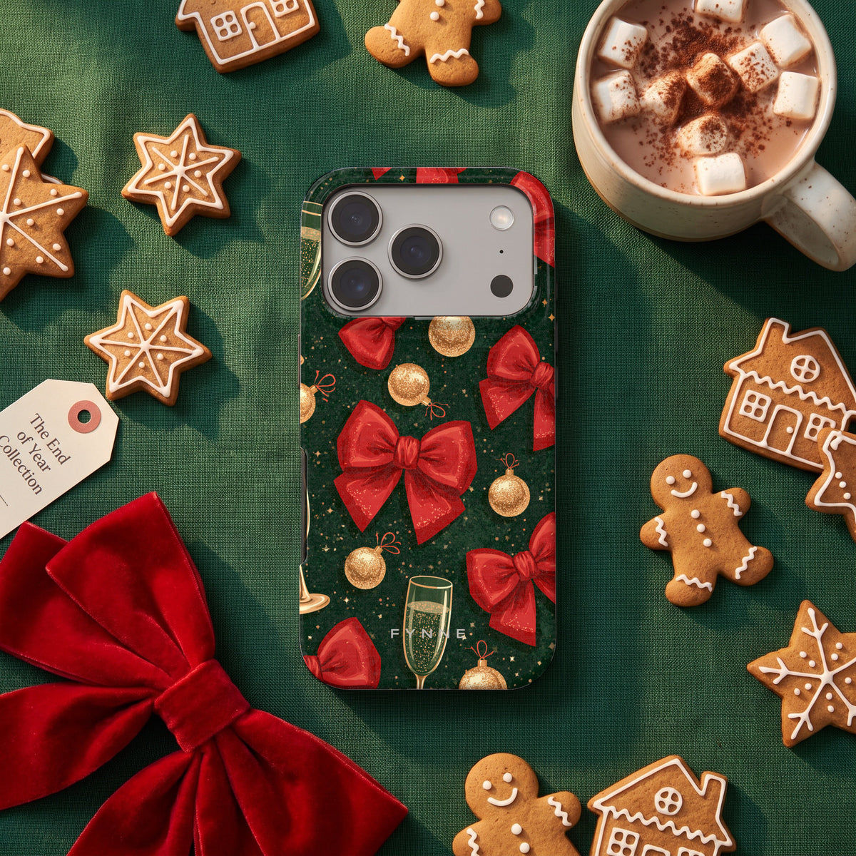 Strikken en bubbels hoesje op een iPhone 17 Pro, uit The End of Year Collection