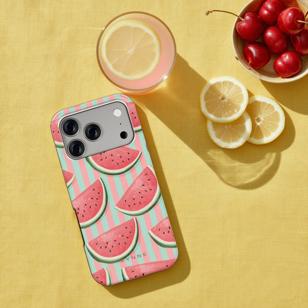 Watermeloenstrepen hoesje op een iPhone 17 Pro, uit The Fruit Collection